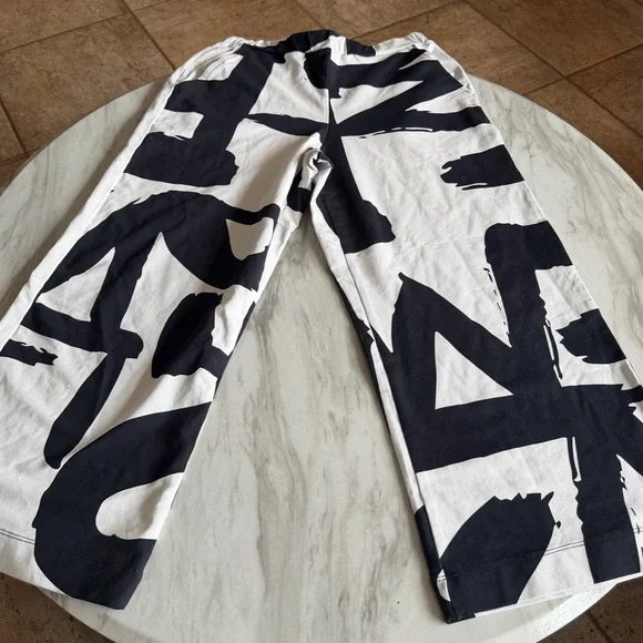 Urban by Alembika Cotton Eden Black and White Wide-Leg Abstract Pants Marker 2 - Picture 3 of 6